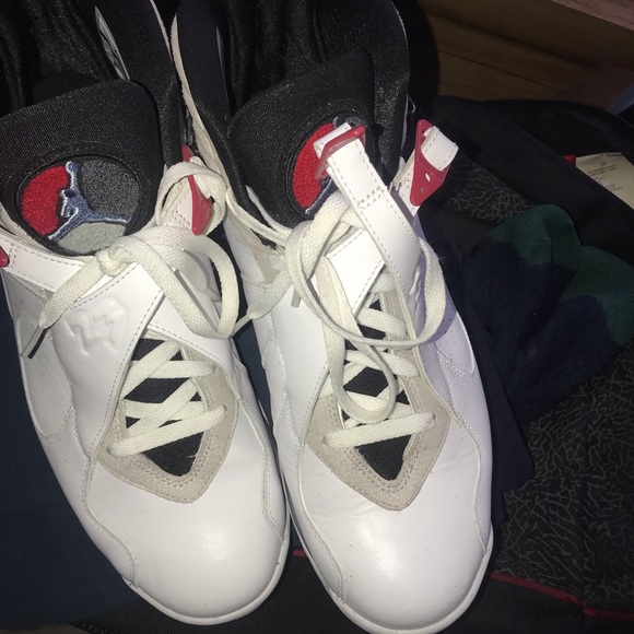 Air Jordan 8 Bugs Bunny and Air Jordan 3 Crimson - Picture 5 of 8
